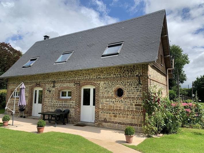Gîte pour 6 personnes, avec Terrasse ainsi que Jardin et Vue