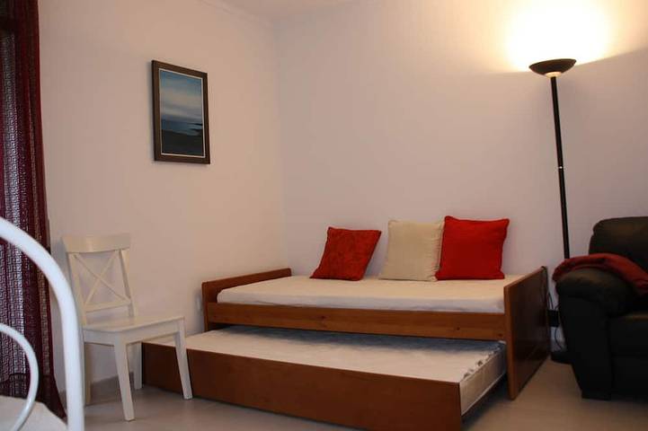 Ganze Wohnung, 1-Zimmer-Wohnung Moderne helle und geräumige in Vila Real de Santo António, Faro Distrikt