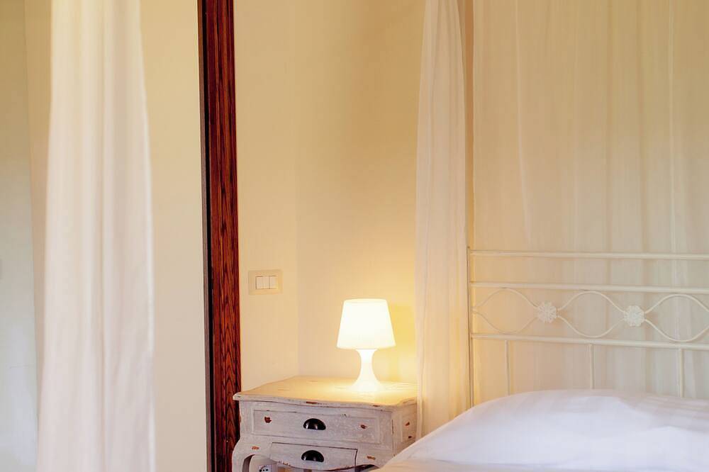 Tignanello luxury home with pool and personal assistant - Fontanaro Property in Paciano, Perugia Province