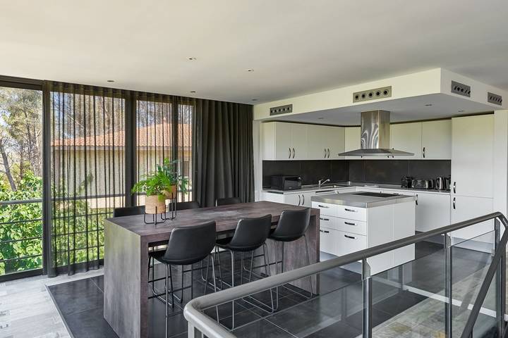 Chalet para 12 personas, con jardín y terraza, Se admiten mascotas en Garraf - 4