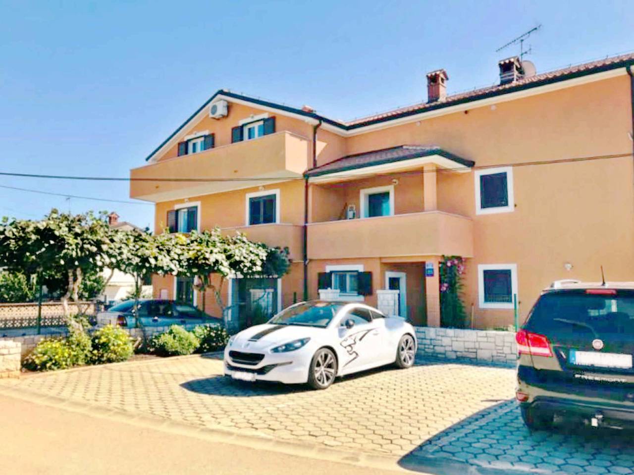 Ganze Ferienwohnung, Ferienwohnung mit Klimaanlage und Meerblick  in Zambratija, Umag und Umgebung