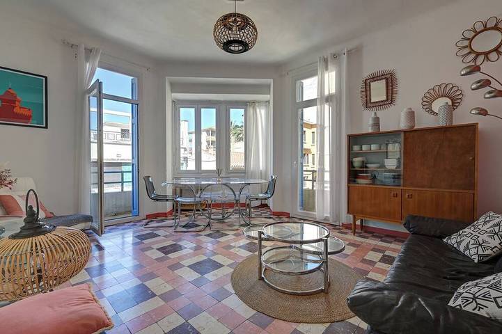 Appartement de vacances pour 8 personnes, avec balcon à Perpignan