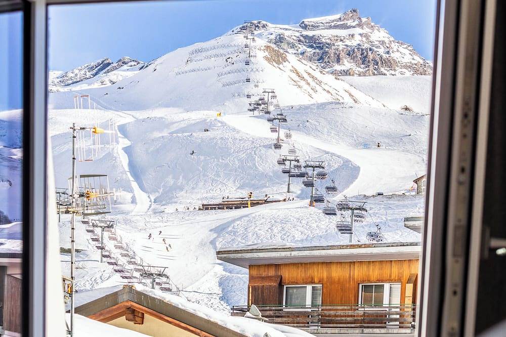 Ganze Wohnung, Matterhorn Alpine Lodge - Central Panoramic Stay in Cervinia, Valtournenche