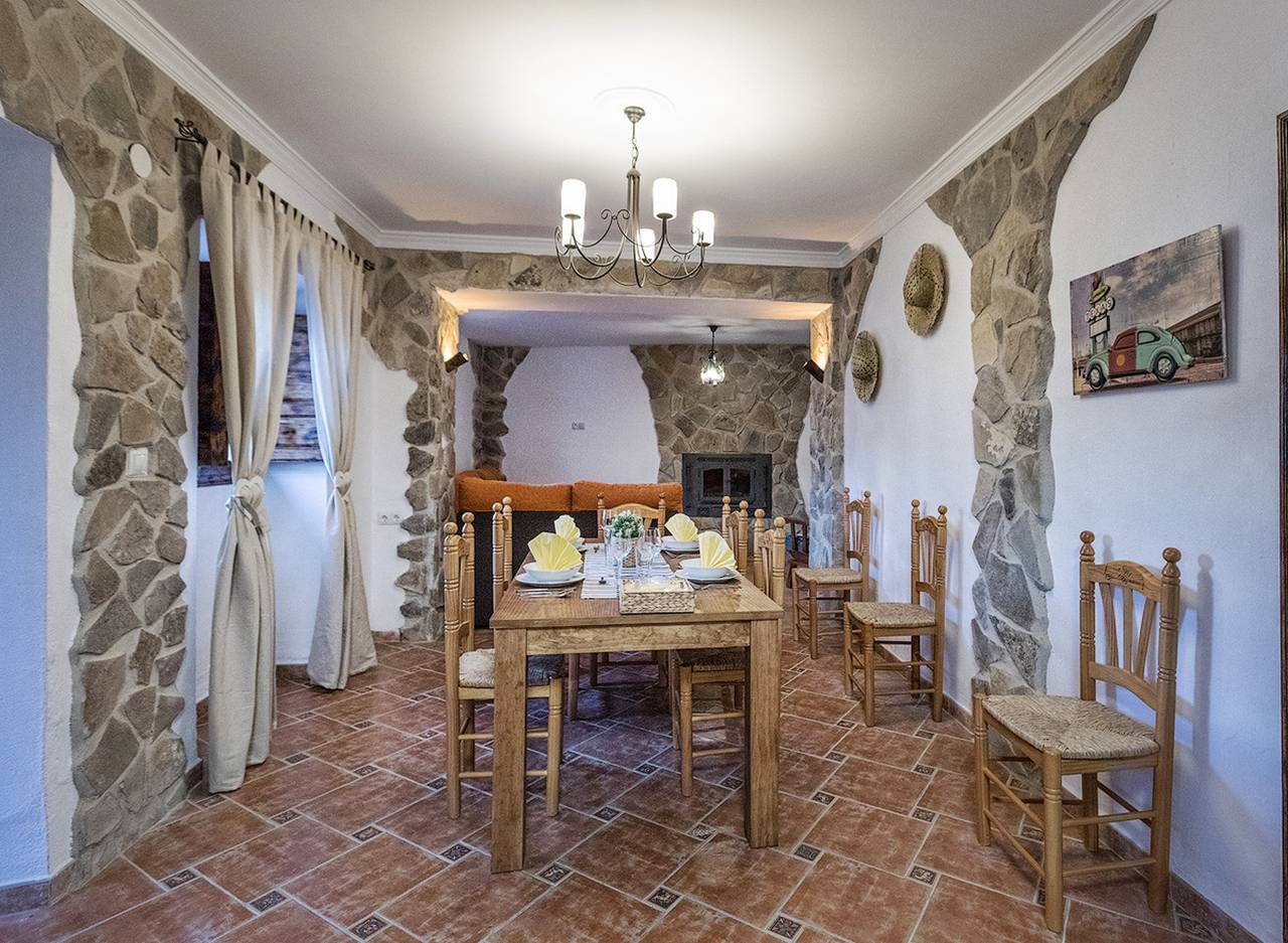 Encantadora Villa en Mondrón con Piscina Privada in Mondrón, Periana
