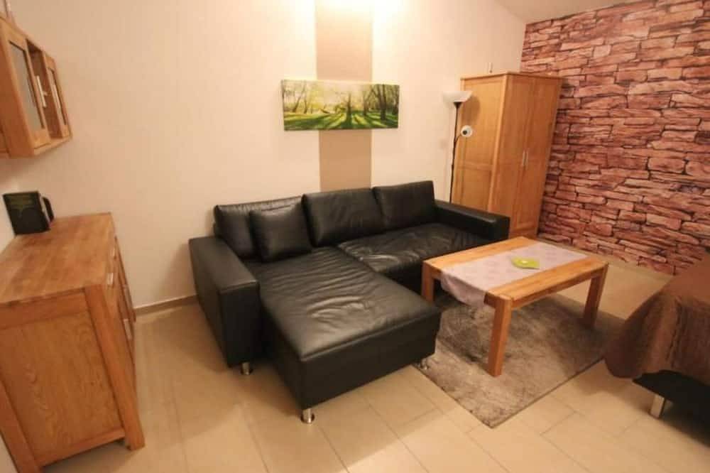 Ganze Wohnung, In Ludorf mit Garten und Terrasse in Ludorf, Müritz