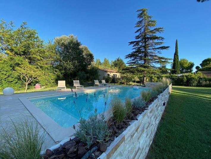 Casa de vacaciones para 2 personas, con terraza además de jardín y piscina - 1