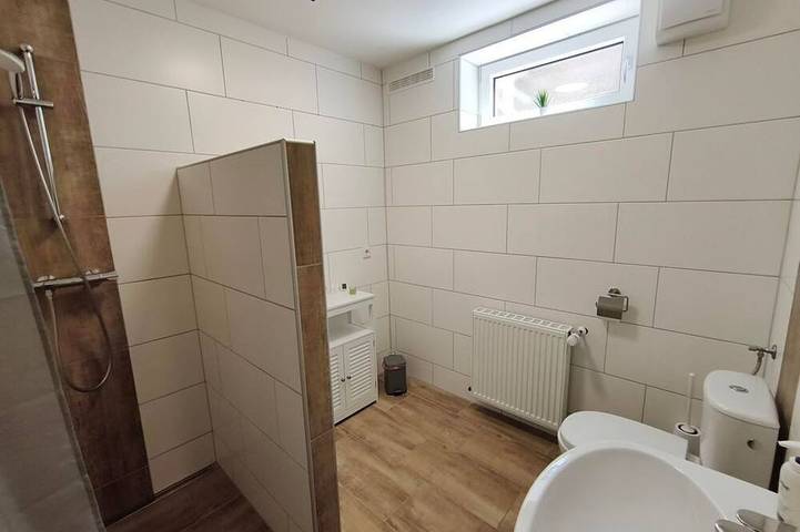 Gîte pour 2 personnes, avec Terrasse et Jardin à Lemberg - 3