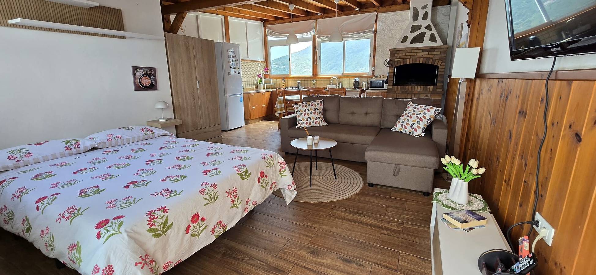 Ganzes Studio, Urlaub 'Studio Home In La Orotava' mit Meerblick, privater Terrasse und Wi-Fi in Dehesa Alta, La Orotava