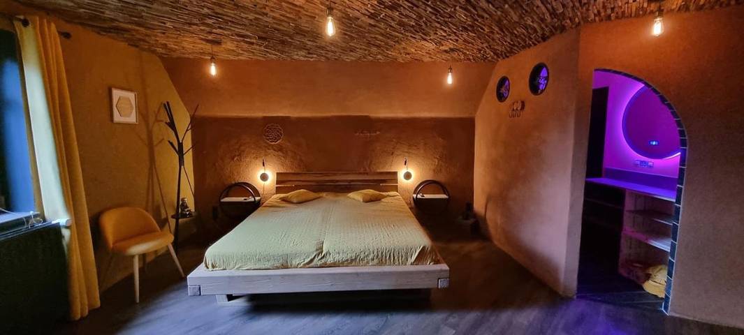 Villa pour 2 personnes, avec piscine et jardin ainsi que sauna et vue en Belgique - 2