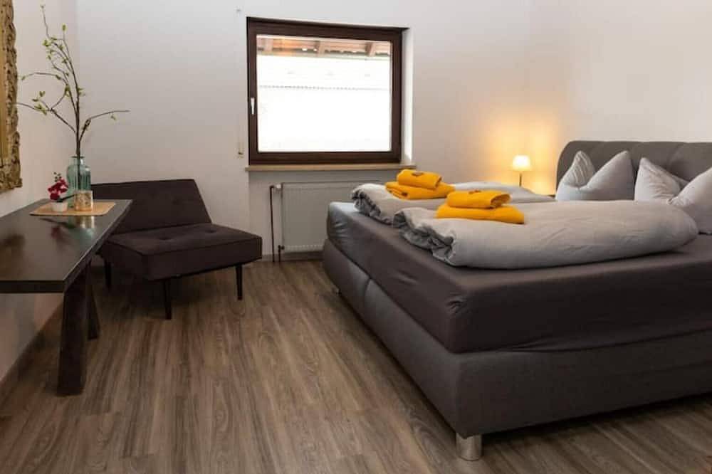 Villa am Wehr 9 Schlafzimmern + Wellnessbereich für Gruppen, Business, Schulung in Allersberg, Frankenalb