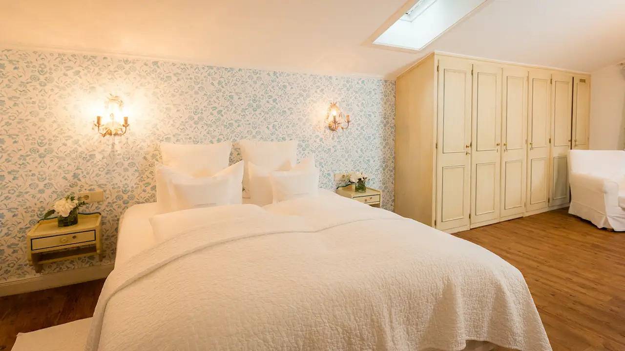 Doppelzimmer für 2 Personen (25 m²) in Bad Wiessee in Bad Wiessee, Alpes Bávaros