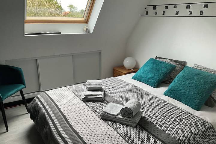 Location de vacances pour 8 personnes, avec jardin et terrasse, animaux acceptés à Plouégat-Guérand - 2