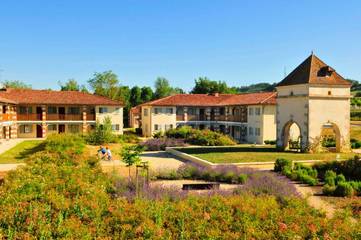 Location de vacances pour 4 personnes, avec balcon et jardin à Nérac