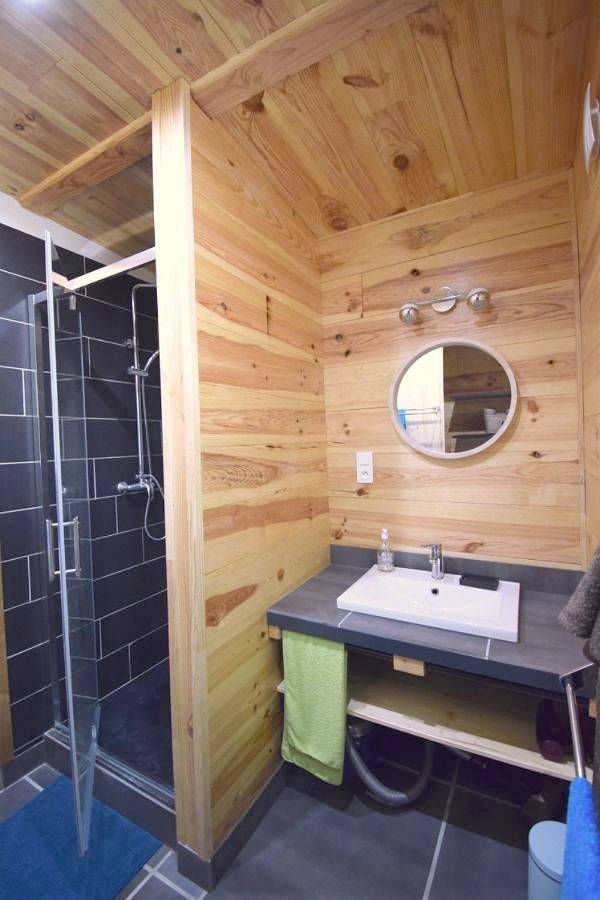 Location de vacances pour 7 personnes, avec Terrasse ainsi que Jardin et Vue à Gignac - 4