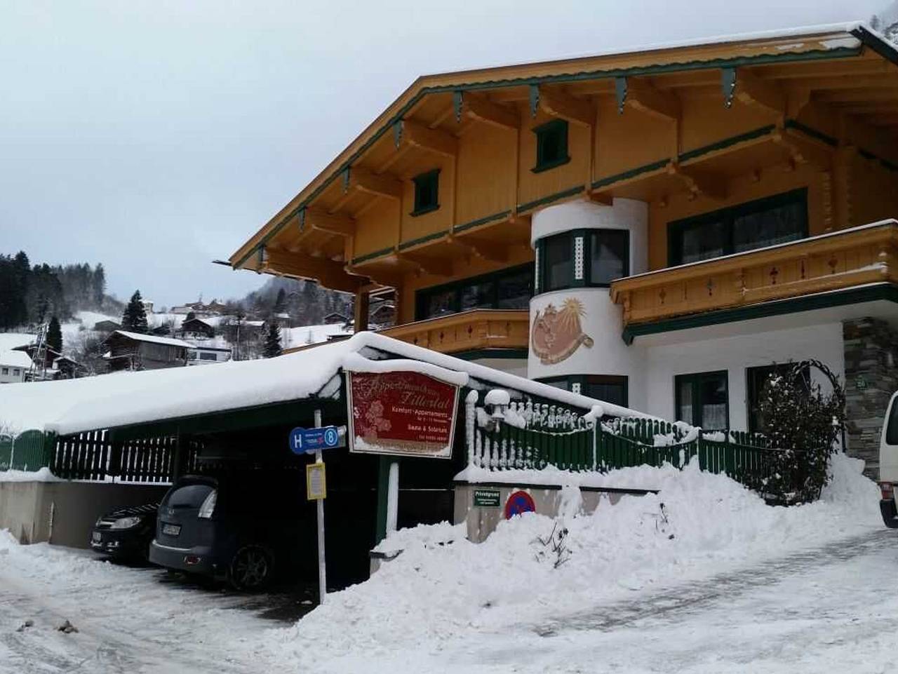 Ganze Ferienwohnung, Appartementhaus Zillertal - Ferienwohnung Nr. 1 für 4 Personen in Finkenberg, Tiroler Unterland