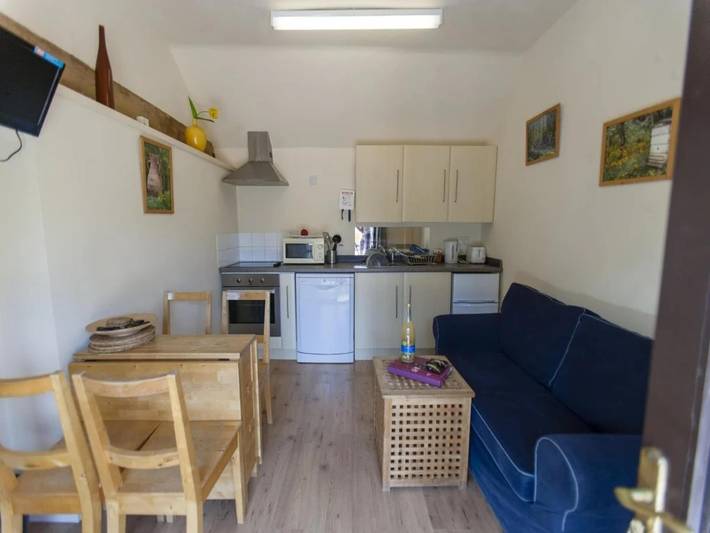 Cottage for 4 people, with hot tub, child-friendly in Kent