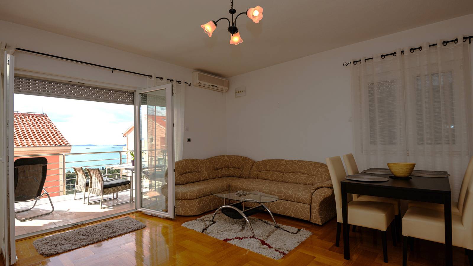 Ganze Wohnung, Apartman Olivera-Trogir by Villas Guide in Seget Vranjica, Split-Dalmatien
