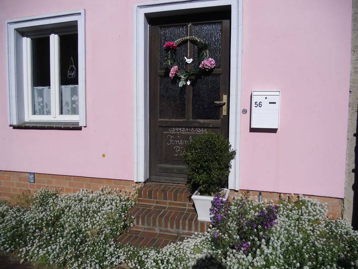 Ferienhaus für 4 Personen, mit Garten und Terrasse an der Müritz