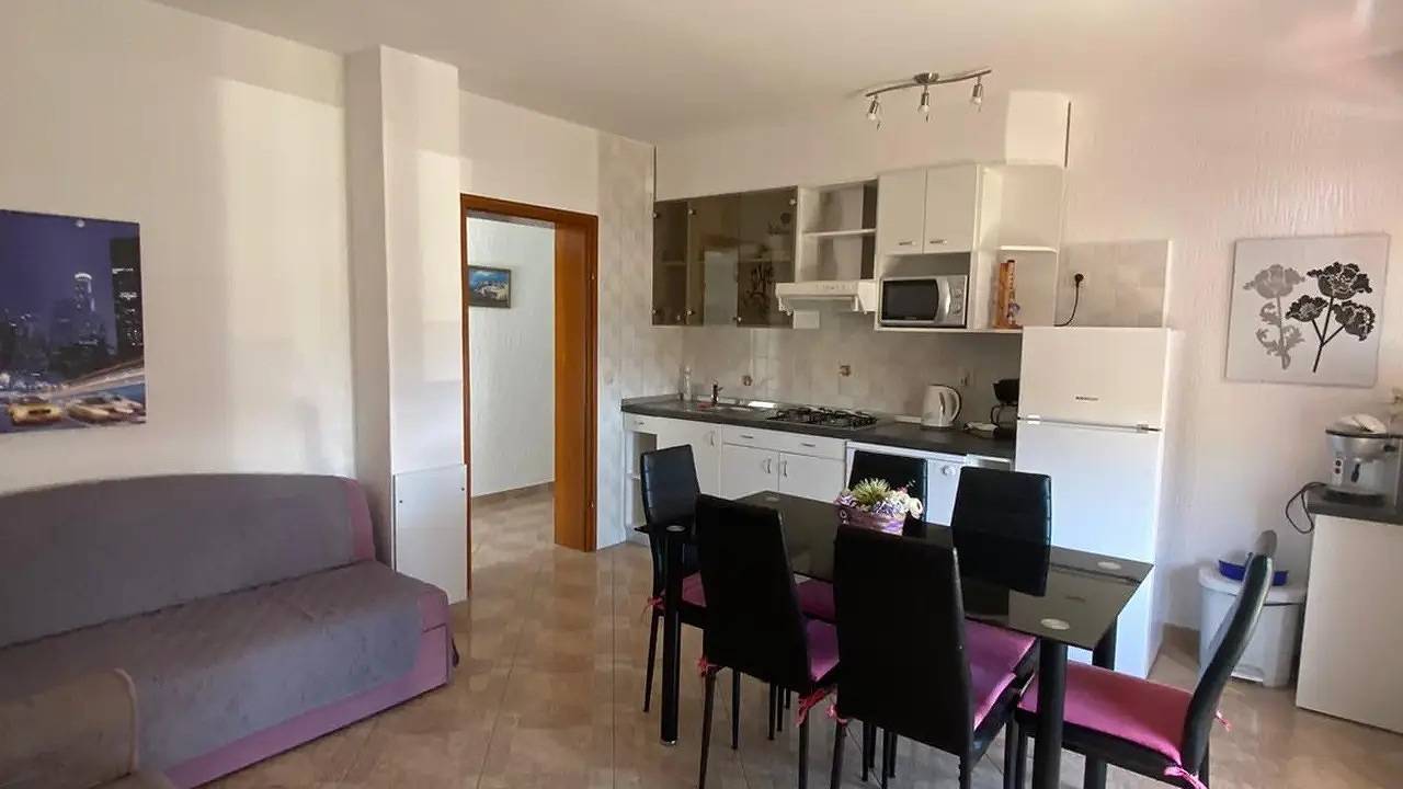Ganze Ferienwohnung, Ferienwohnung für 7 Personen (75 m²) in Povile in Povile, Primorje-Gorski Kotar