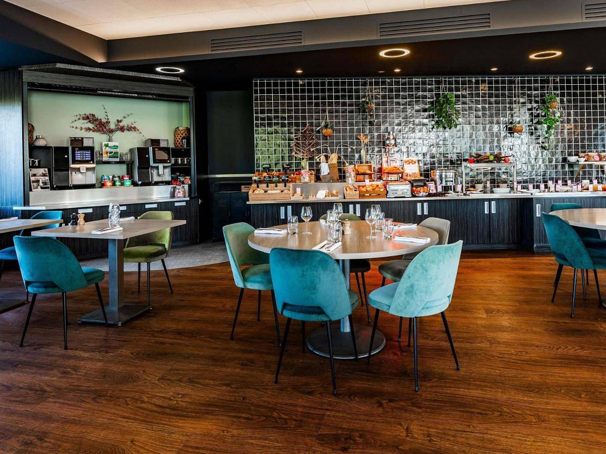 Novotel Reims Tinqueux in Tinqueux, Marne