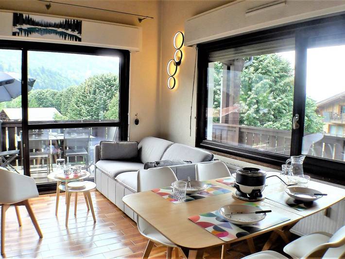Gîte pour 5 personnes, avec Balcon dans Office De Tourisme De Samoens