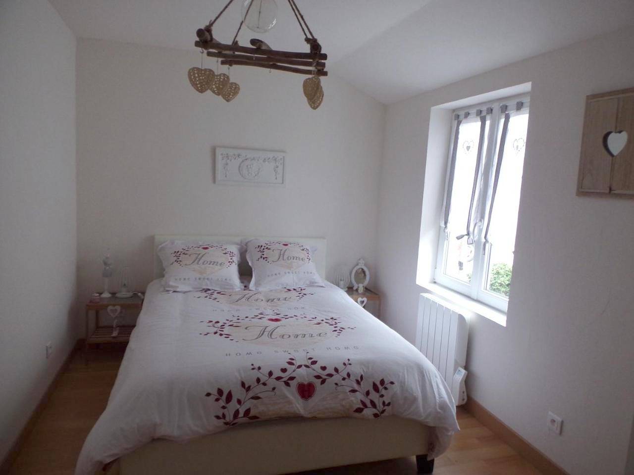 Two-Bedroom House in Cressonsacq, Oise