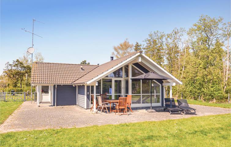 Ferienhaus für 6 Personen, mit Terrasse und Whirlpool sowie Garten und Sauna in Gedser