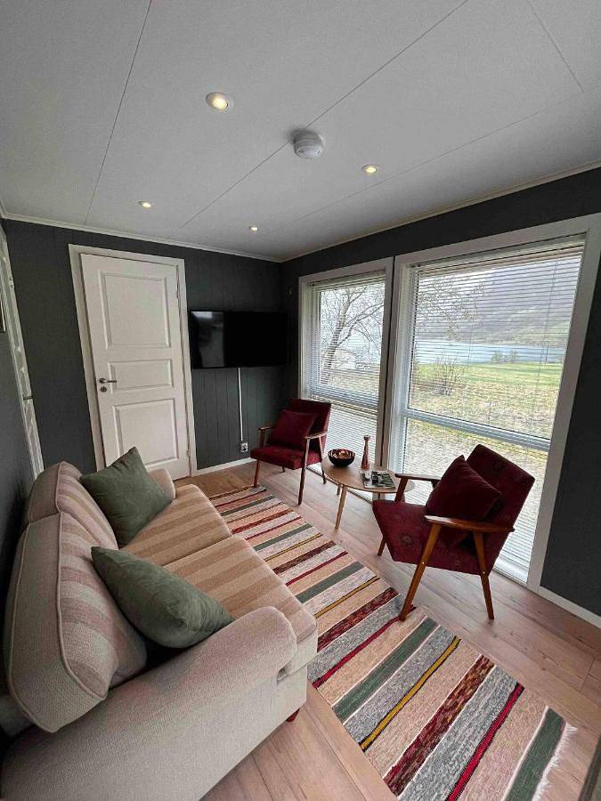 Ferienhaus für 10 Personen, mit Garten und Terrasse sowie Ausblick, mit Haustier in Vesterålen - 4