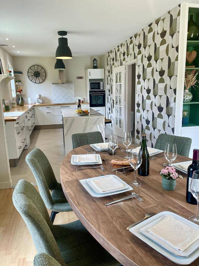 Location de vacances pour 8 personnes, avec jardin et terrasse à Cerisy-Belle-Étoile - 3