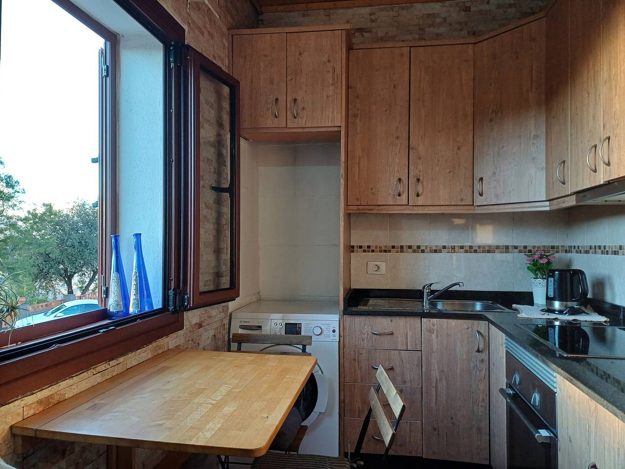 Maison de vacances « Rosi Cave House » avec vue sur la montagne, Wi-Fi et climatisation in Artenara, Grande Canarie du Nord