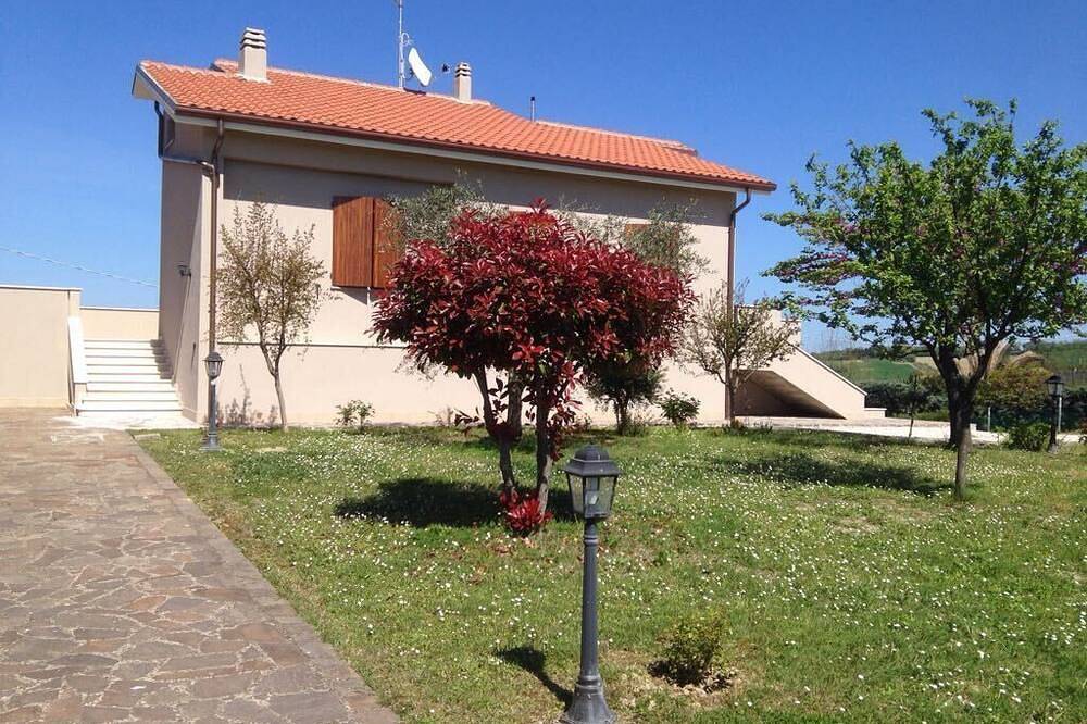Hangvilla mit Meerblick in Tavullia, Pesaro-Urbino