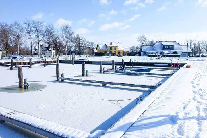 Ferienhaus für 6 Personen, mit Sauna und Garten sowie Terrasse, mit Haustier
