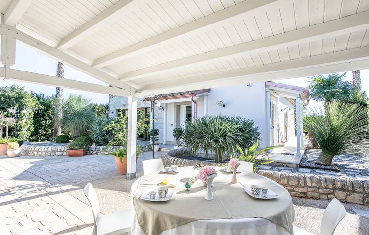 Exklusive Wohnung am Pool mit Parkplatz & WiFi in Modica, Ragusa Provinz