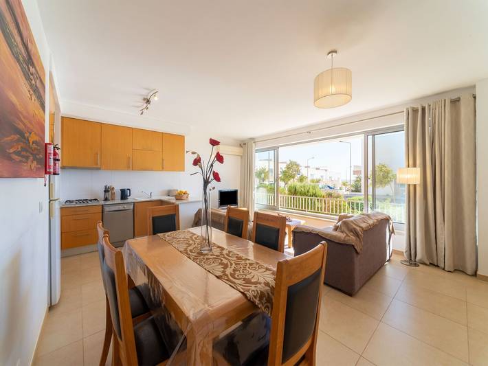 Strandhaus für 4 Personen, mit Terrasse und Pool sowie Garten an der Algarve - 3