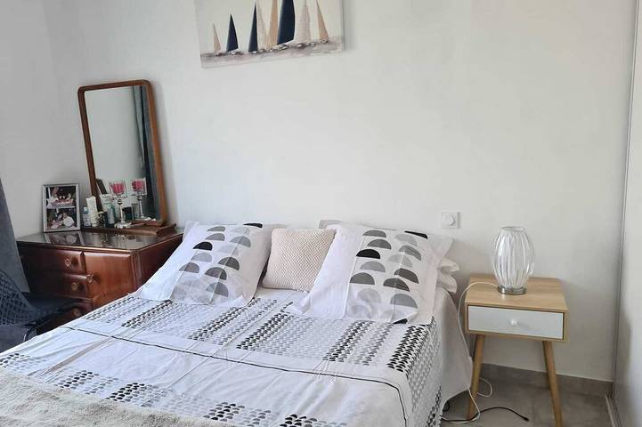 Location de vacances pour 8 personnes, avec jardin à Pezens - 2