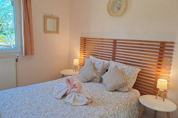 Location de vacances pour 10 personnes, avec jardin et piscine à Limogne-en-Quercy - 4