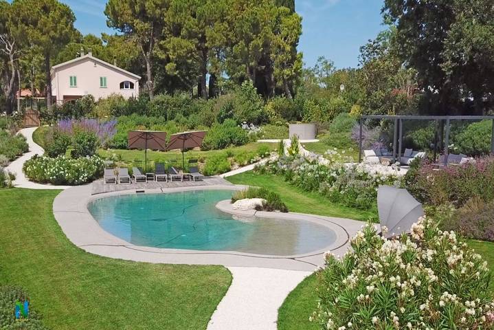 Villa per 10 persone, con Giardino e Piscina nonché Sauna a Civitanova Marche