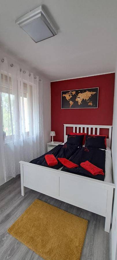 Ferienhaus für 8 Personen, mit Ausblick und Seeblick sowie Garten, mit Haustier in Zamardi - 4