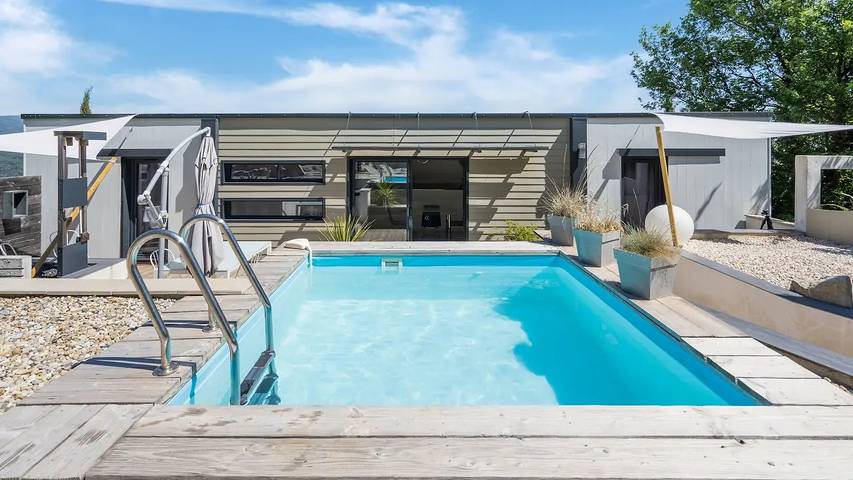 Maison de vacances pour 4 personnes, avec jardin et piscine, animaux acceptés à Les Vans