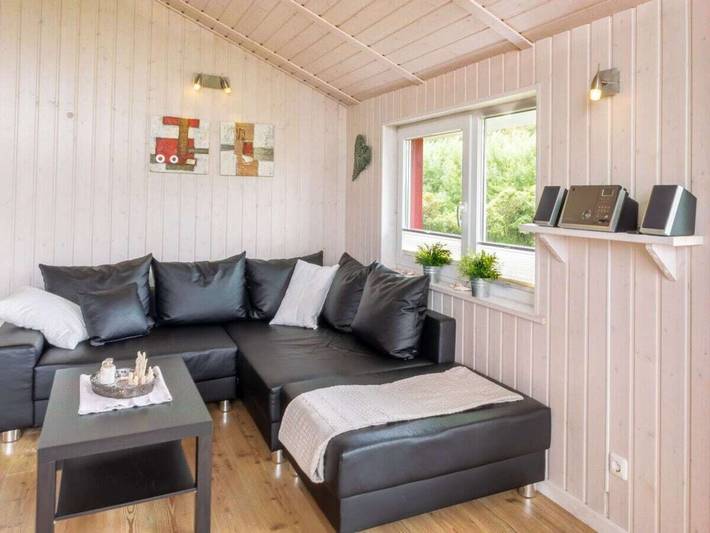 Ferienhaus für 4 Personen, mit Terrasse und Sauna in Wesselburenerkoog - 2