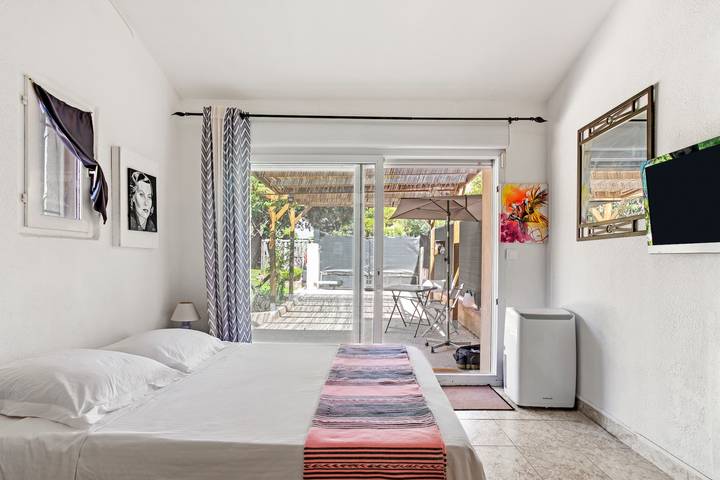 Studio für 2 Personen, mit Garten in Frejus
