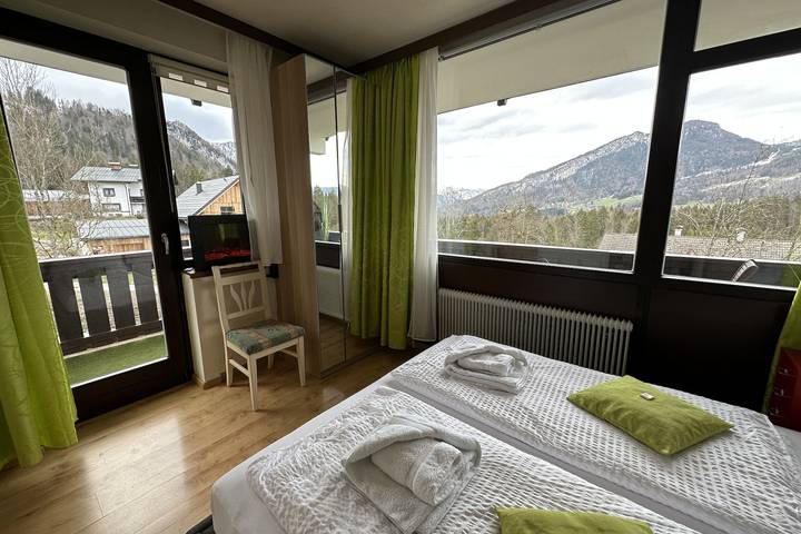 Ferienwohnung für 4 Personen, mit Garten in Bad Goisern am Hallstättersee