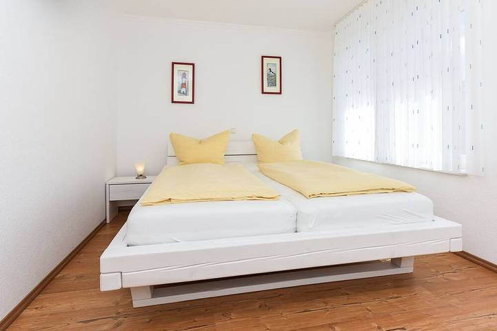 Ferienhaus für 5 Personen, mit Garten und Terrasse sowie Sauna in Bensersiel - 2