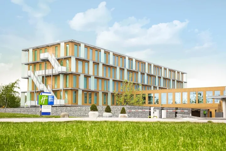 Hotel para 2 personas, con jardín - 1