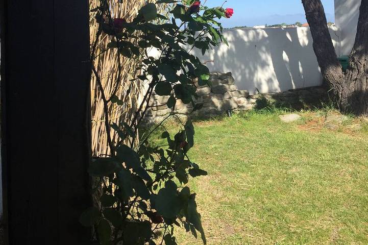 Location de vacances pour 7 personnes, avec terrasse dans Plage de la Clère