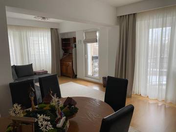 Gîte pour 5 personnes, avec vue et balcon dans Baia Mare