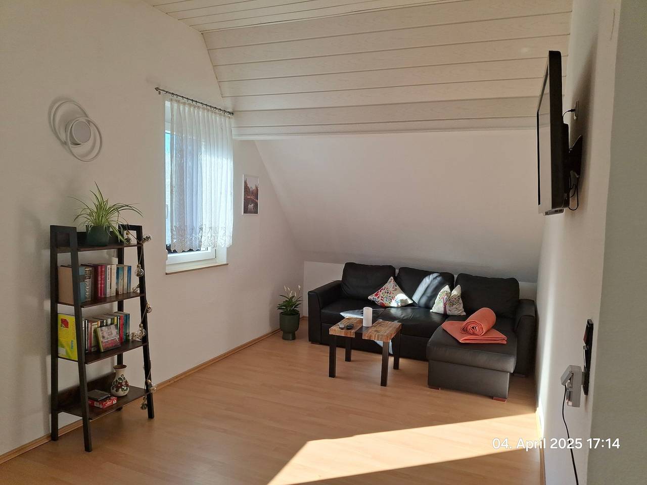 Entire apartment, Apartment 'Im Grünen 2' with Shared Terrace, Shared Garden and Wi-Fi in Northern Black Forest