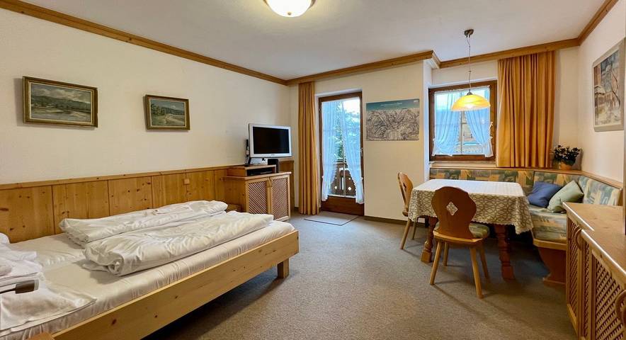Ferienwohnung für 2 Personen, mit Balkon und Sauna sowie Ausblick in Hochkrimml - 3