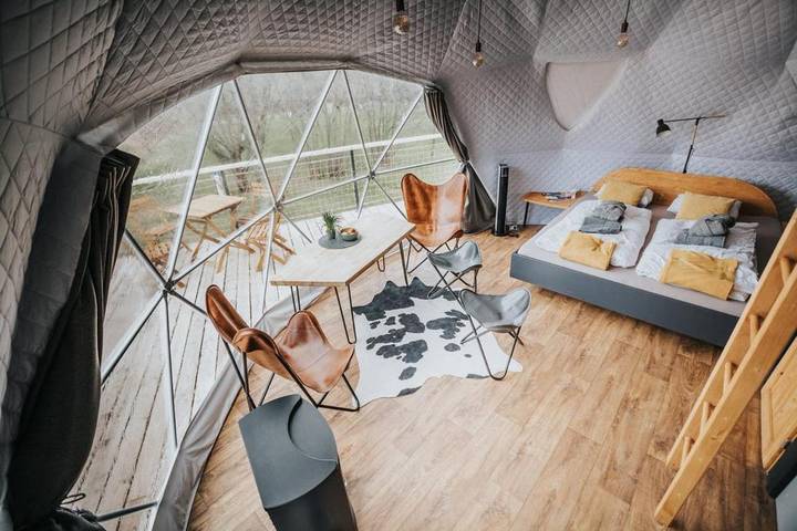 Camping für 4 Personen, mit Pool und Whirlpool sowie Sauna und Terrasse in Tschechien