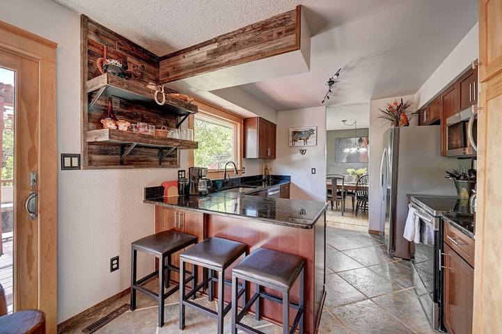 Ferienhaus für 10 Personen, mit Terrasse und Garten - 1